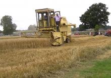 Зърнокомбайн New Holland Clayson M 122