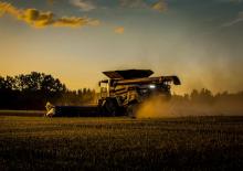 Зърнокомбайн Massey Ferguson Ideal 9 T
