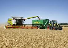 Зърнокомбайн Claas Lexion 740