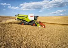 Зърнокомбайн Claas Lexion 740TT
