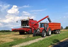 Зърнокомбайн Massey Ferguson MF 38