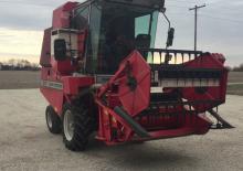 Зърнокомбайн Massey Ferguson MF 8 XP