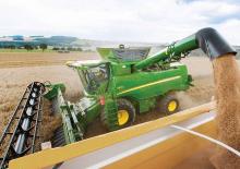Зърнокомбайн John Deere T 670 i