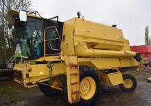 Зърнокомбайн New Holland TF42